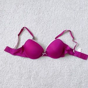 Gillian bras 34D NWOT